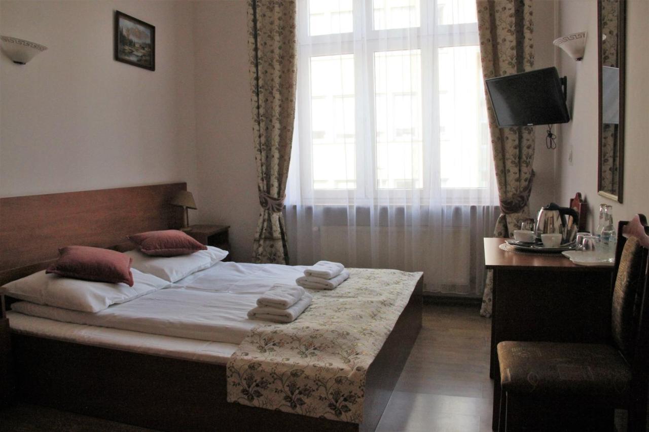 Pokoje Goscinne Rubens Cracovia Esterno foto